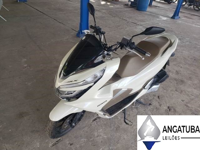 PCX 150 DLX