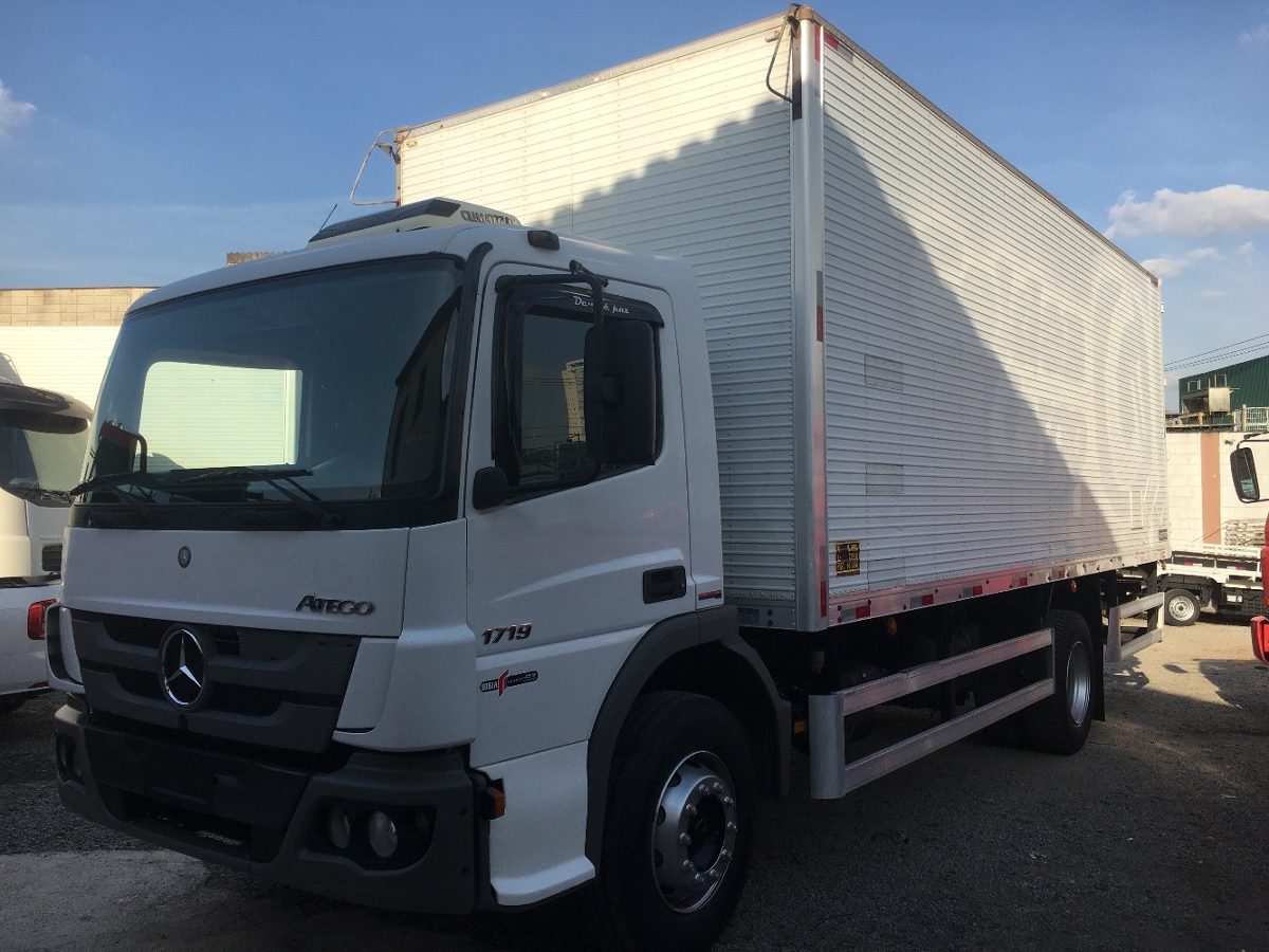 Mb Atego 1719 Ano 2012 